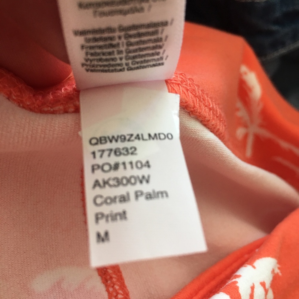 AA forward crop legging set in coral palm NWOT Med - Picture 13 of 16